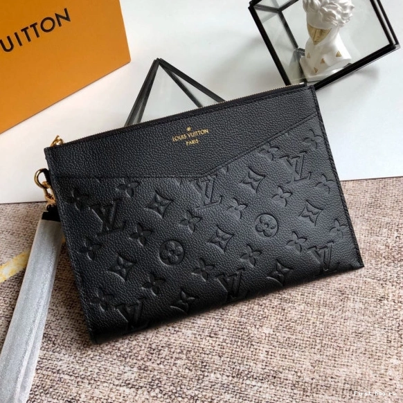 Frstbag ru MÉLANIE LOUIS MM VUITTON POCHETTE 0724